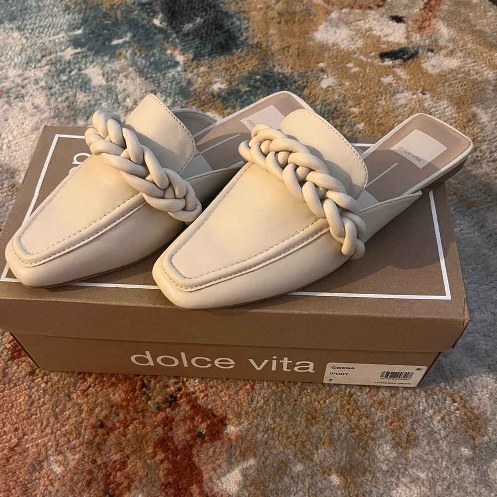 Dolce Vita Gwena mules (Ivory) *Great condition/ never used
